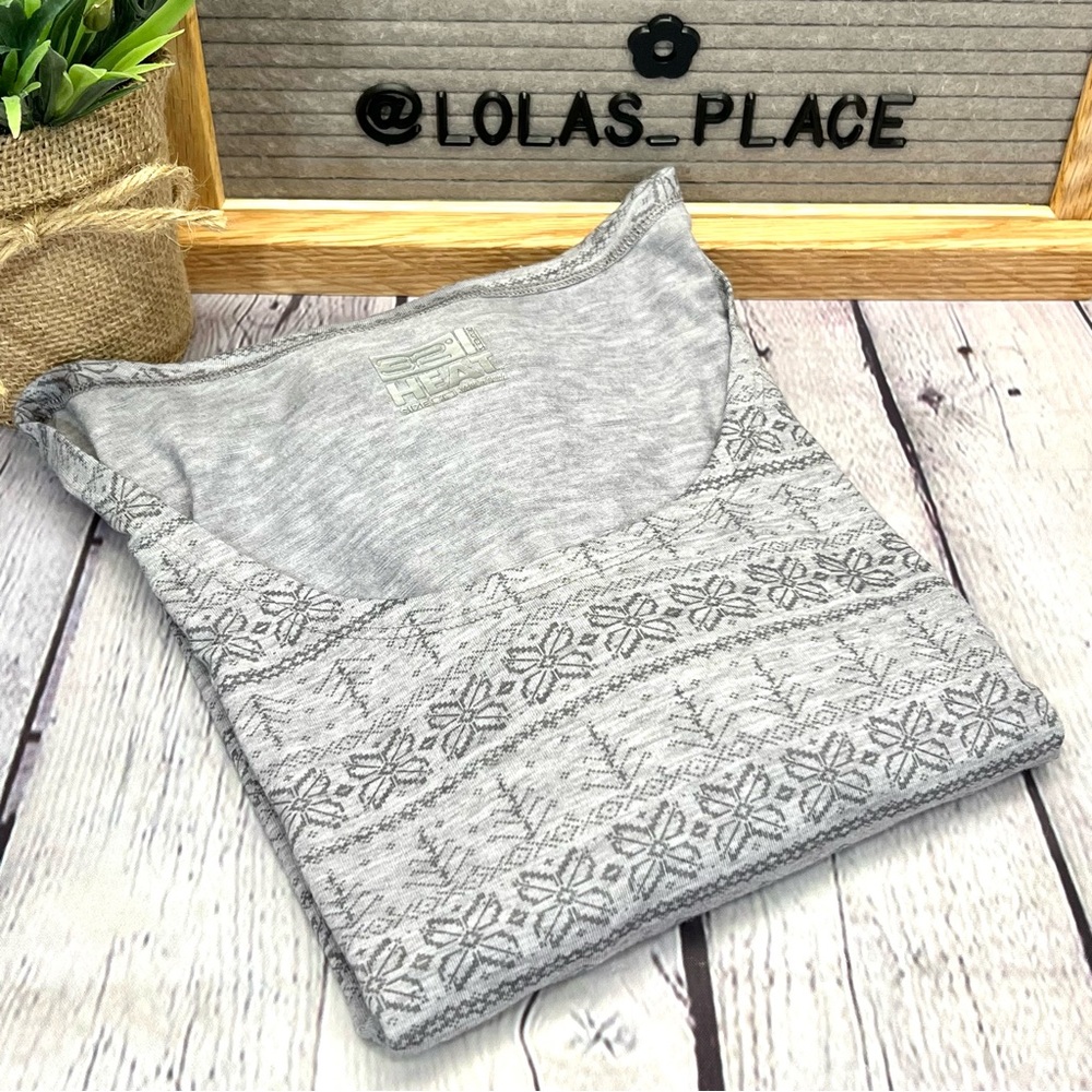 32° Heat- Long Sleeve Scoop Neck Tee